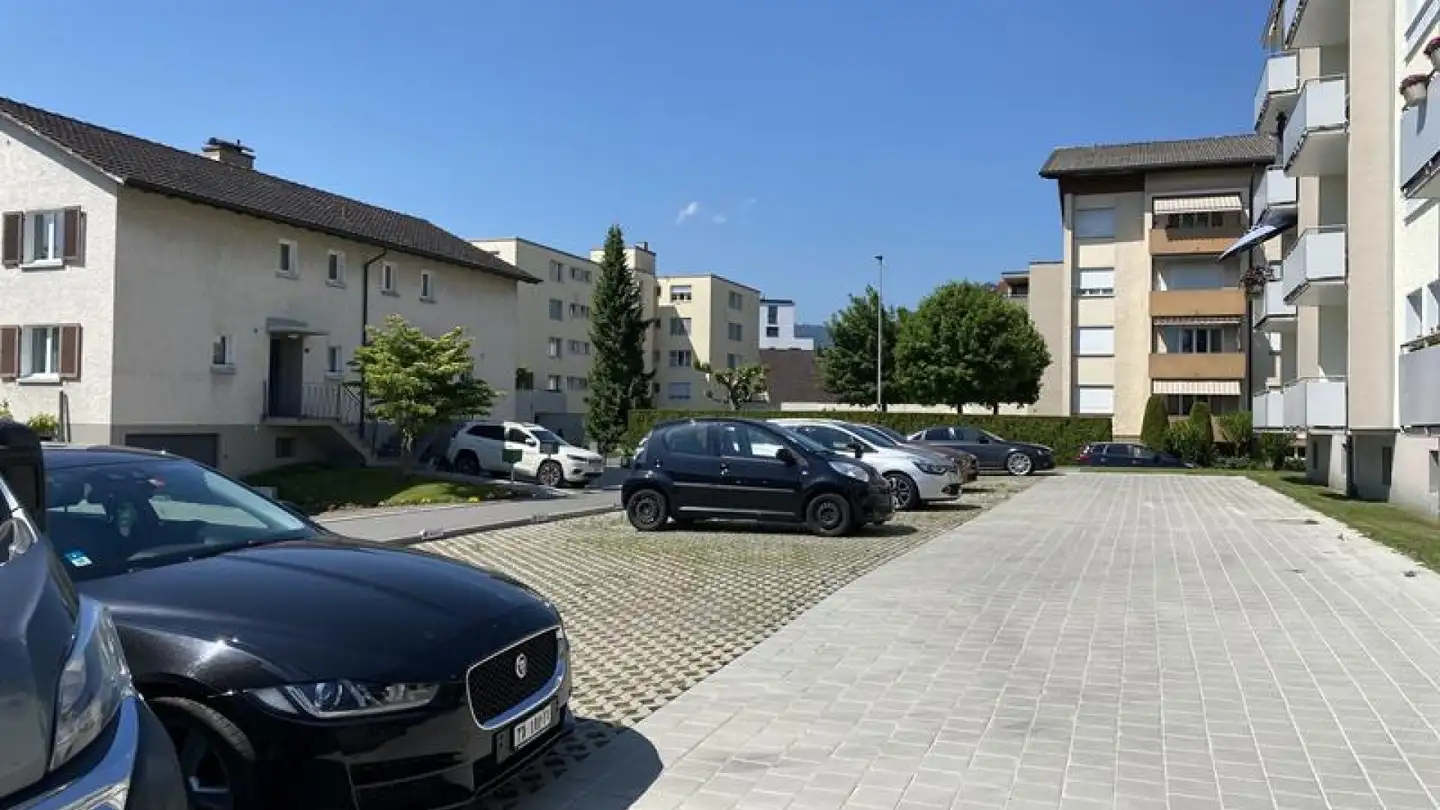 Parkplatz im Freien mieten - Giessenstrasse 6, 9434 Au SG