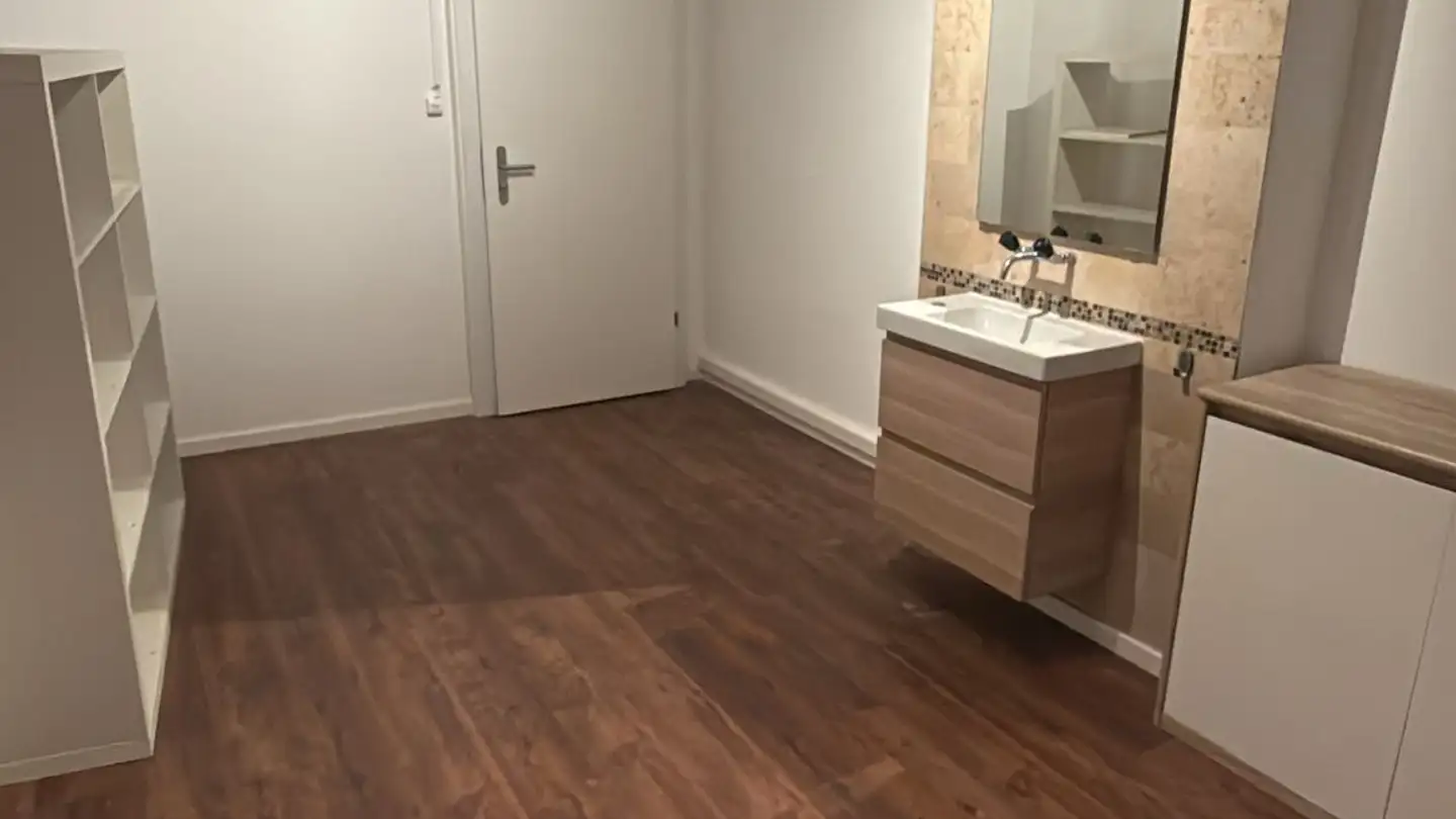 Studio for rent - Linsebühlstrasse 11, 9000 St. Gallen