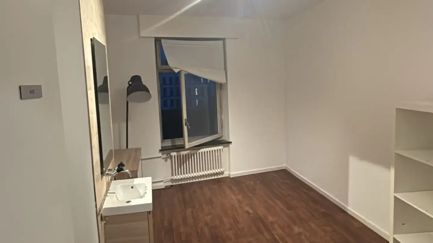 Studio for rent - Linsebühlstrasse 11, 9000 St. Gallen - Photo 2