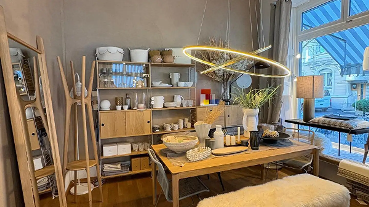 Commercial for rent - Rue De La Plänke / Plänkestrasse 1, 2502 Biel/Bienne - Photo 3