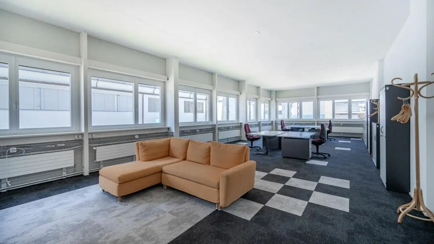 Commercial à louer - Zum See 2, 9320 Arbon