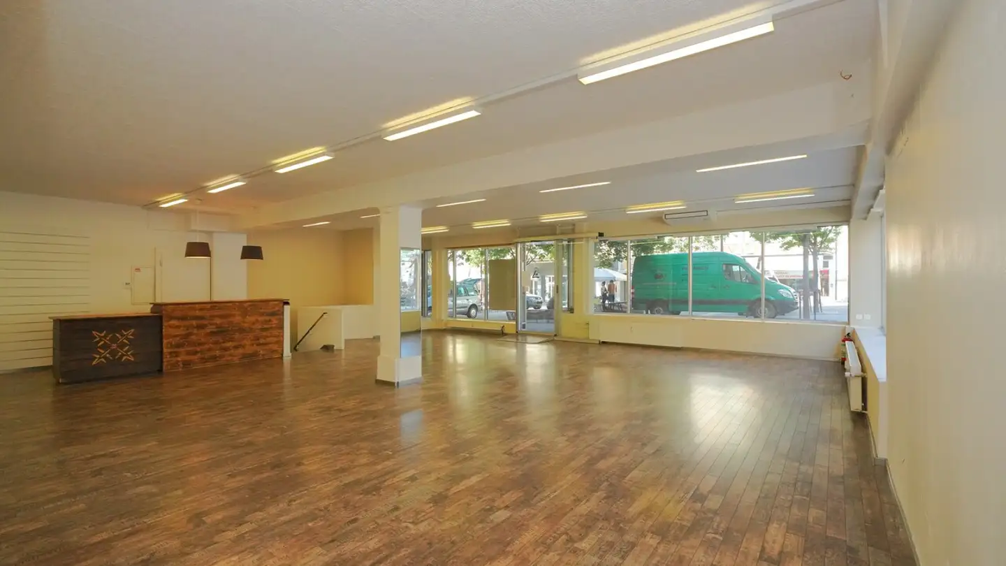 Gewerbe mieten - Avenue Du Château De La Cour 4, 3960 Sierre - Foto 2