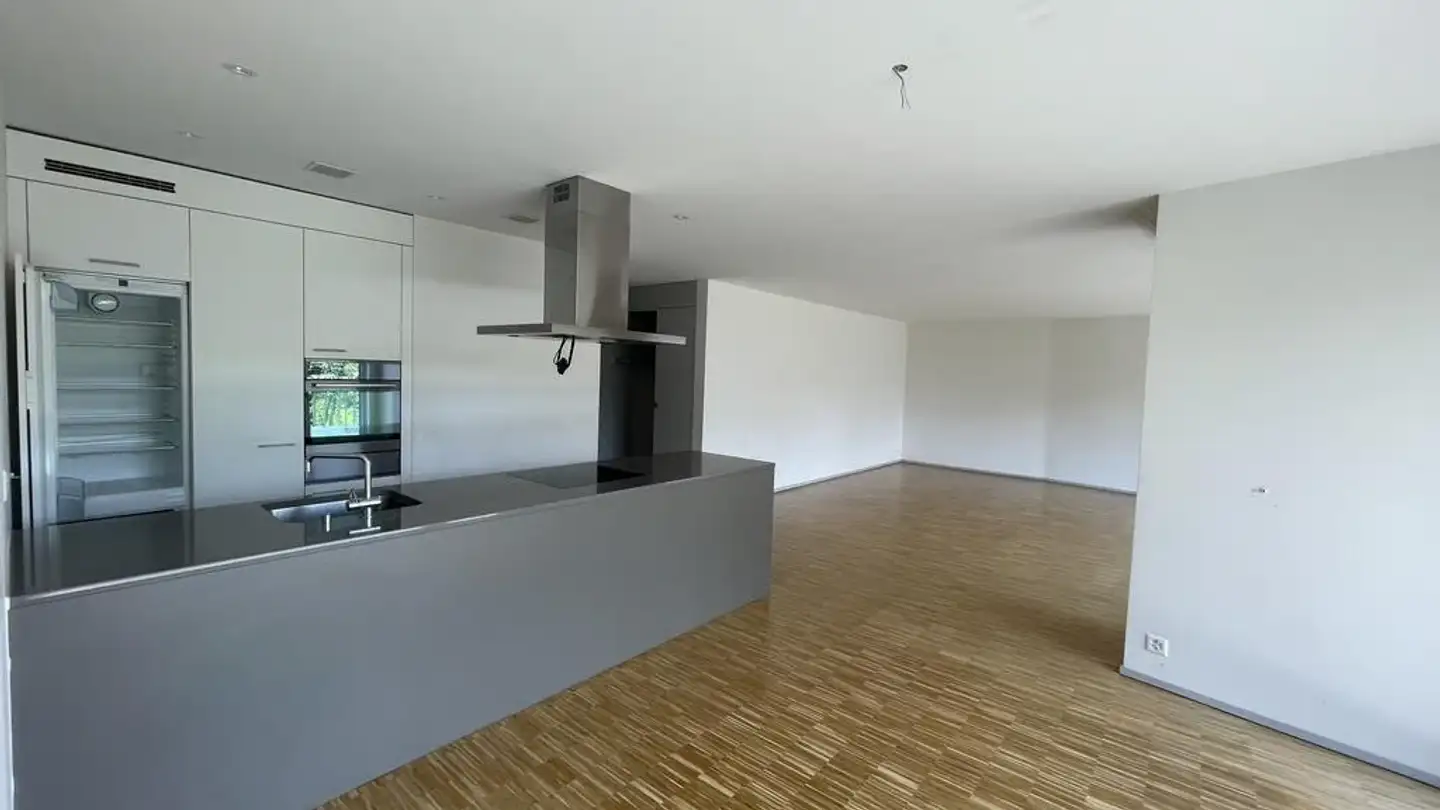 Wohnung mieten - Neunbrunnenstrasse 51, 8050 Zürich - Foto 2