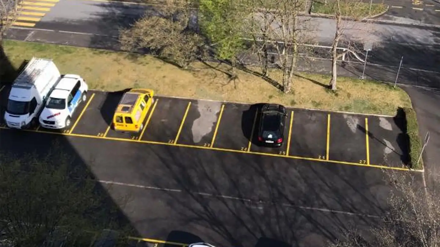 Outdoor parking space for rent - Aspermontstrasse 28, 7000 Chur