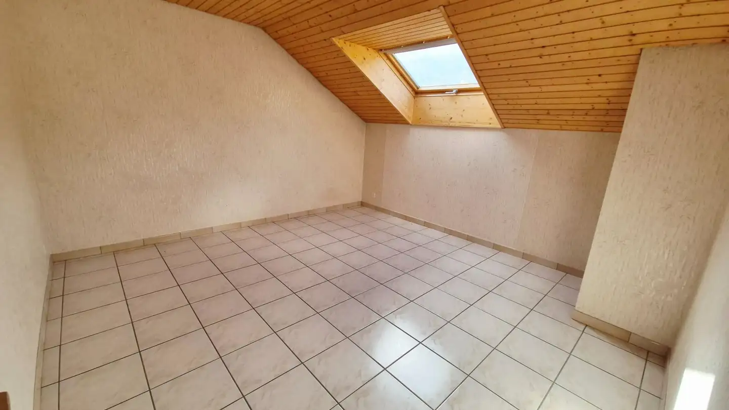 Appartamento in affitto - Quartier Du Pillial 11, 2123 St-Sulpice NE - Photo 3
