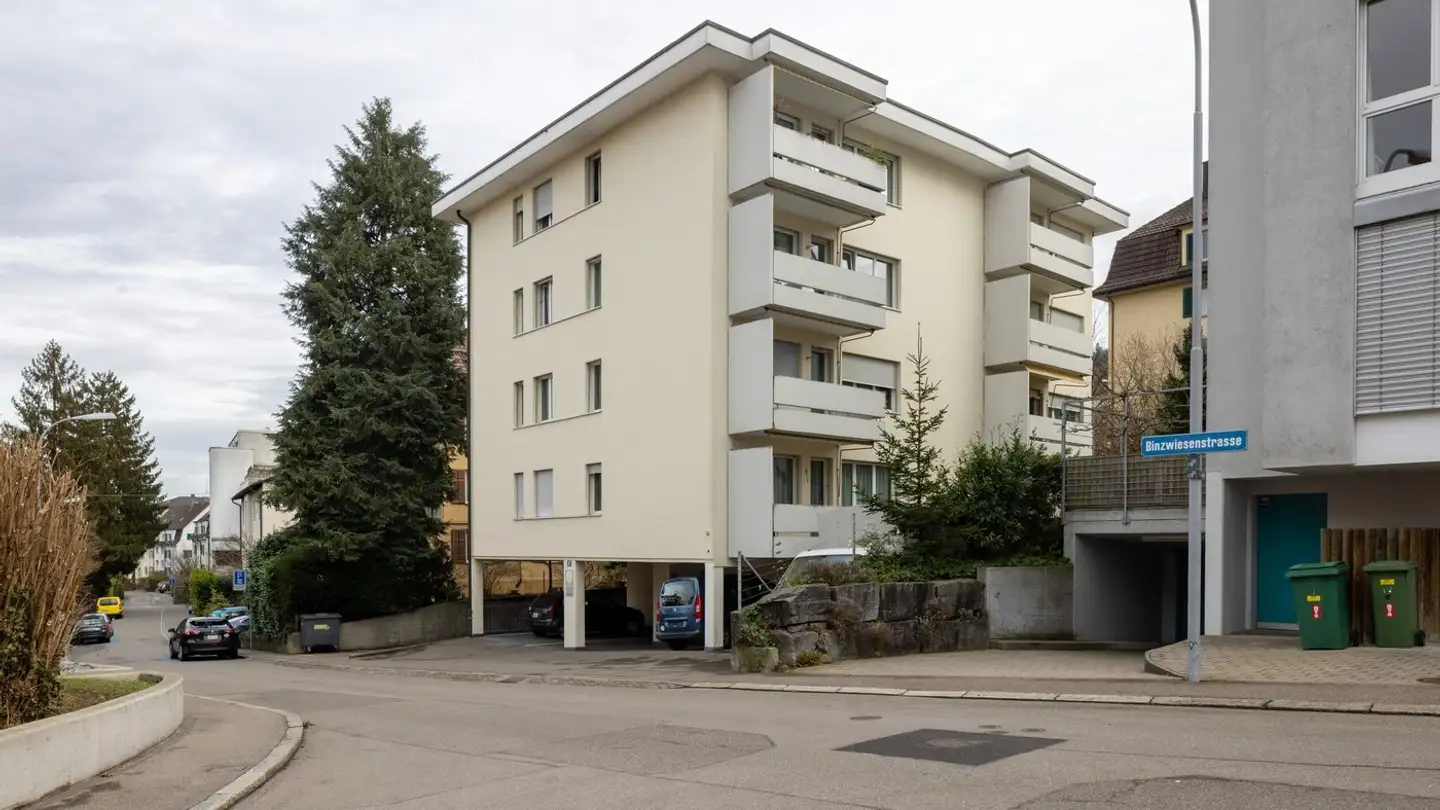 Single garage for rent - Binzwiesenstrasse 12, 8057 Zürich - Photo 4