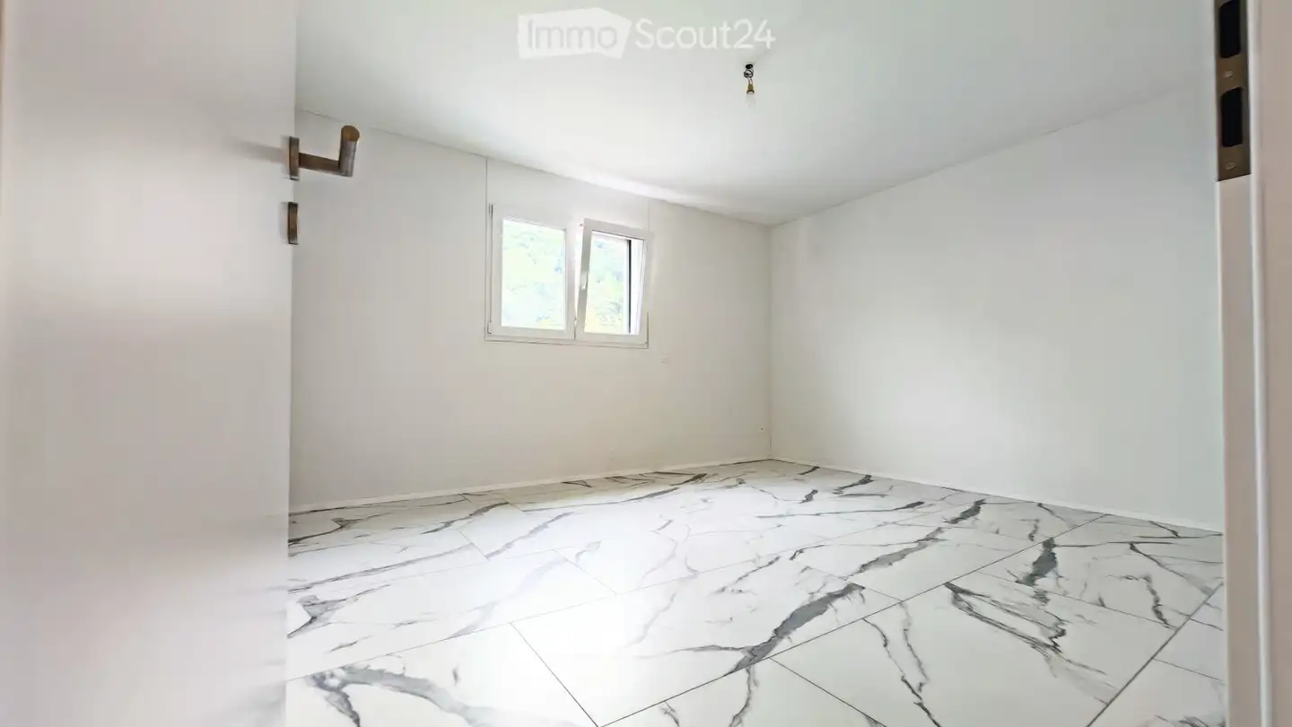 Appartement à vendre - 6518 Gorduno