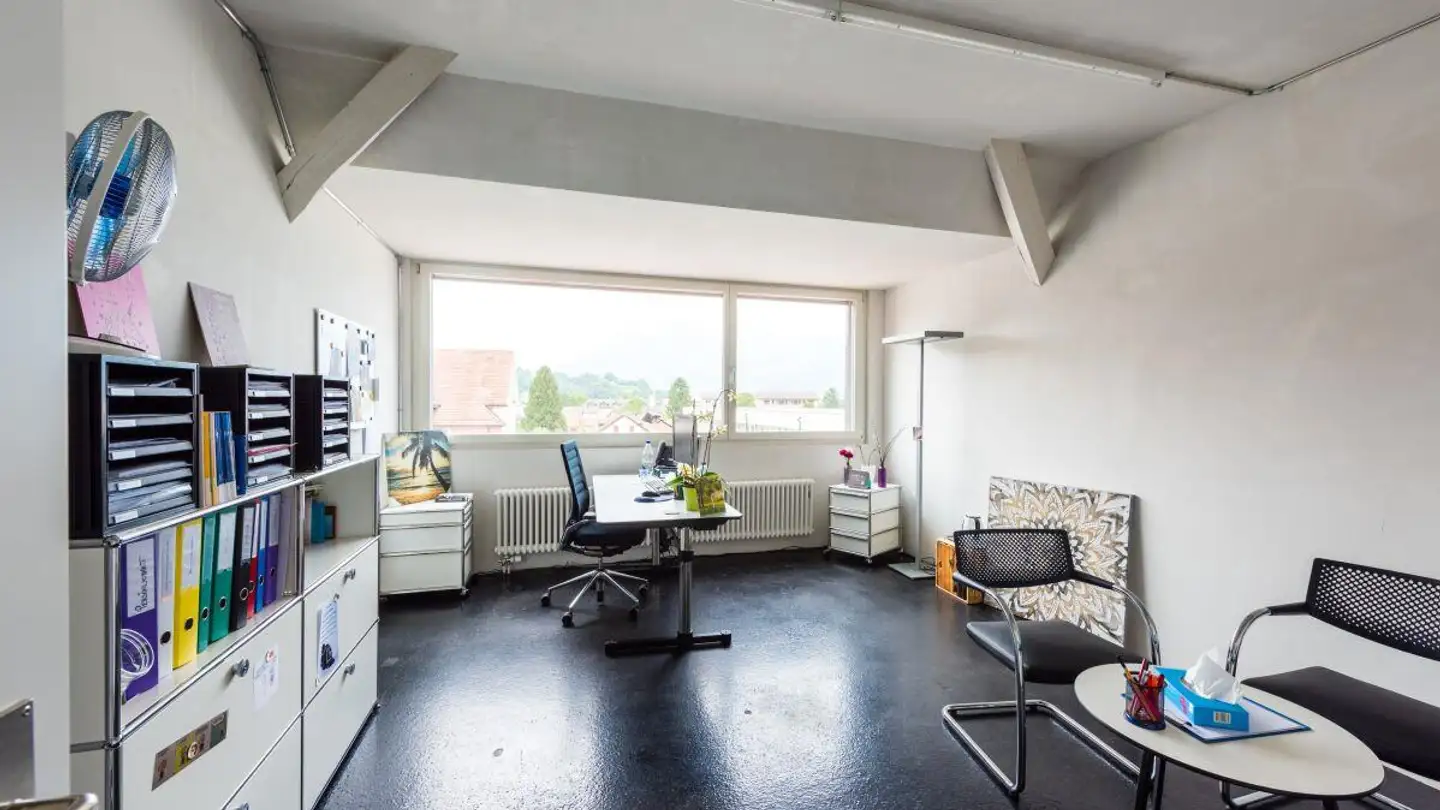 Bürofläche mieten - Hauptstrasse 27, 9477 Trübbach - Foto 3