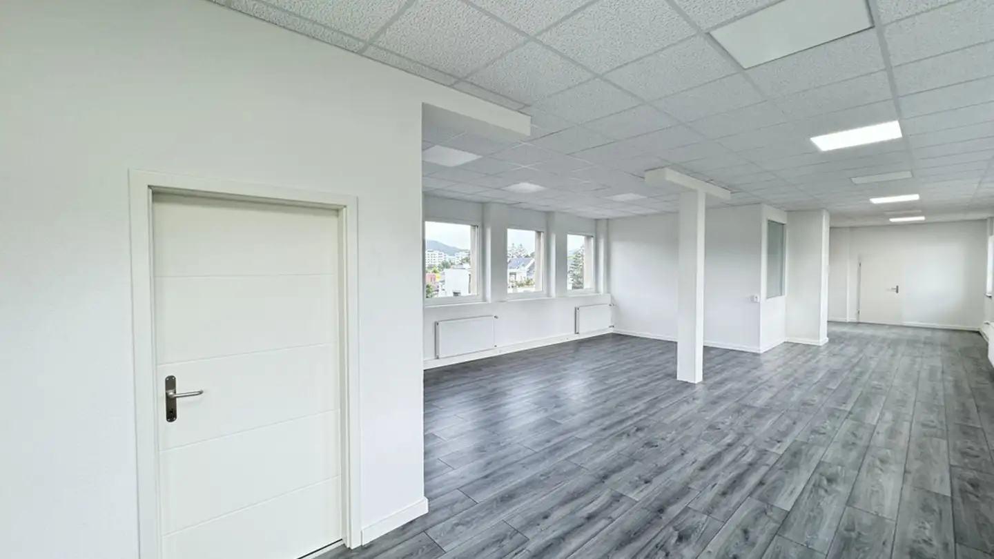 Bureau à louer - Rue De La Vauche 6, 2800 Delémont - Photo 2