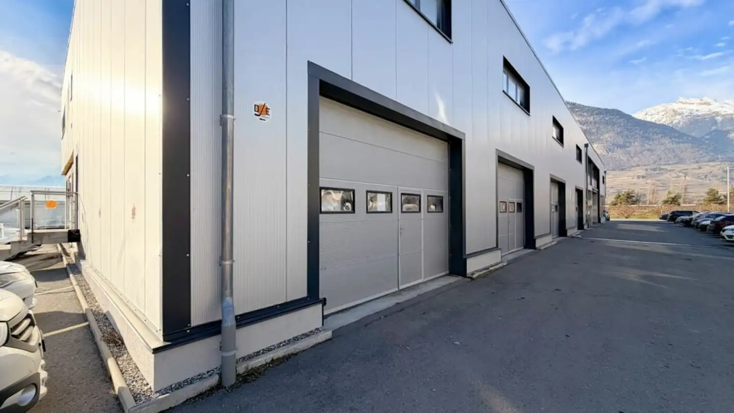 Workshop for sale - 1907 Saxon