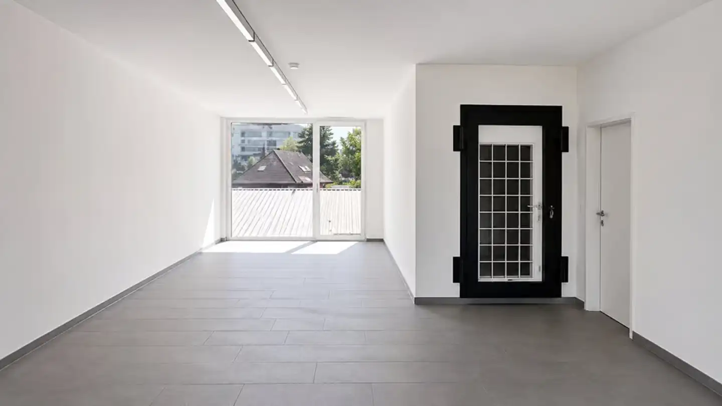 Commercial à louer - Gurnigelstrasse 36, 2560 Nidau - Photo 2