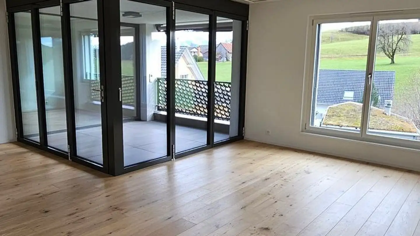 Wohnung mieten - Hubertingerstrasse 7, 8638 Goldingen - Foto 2