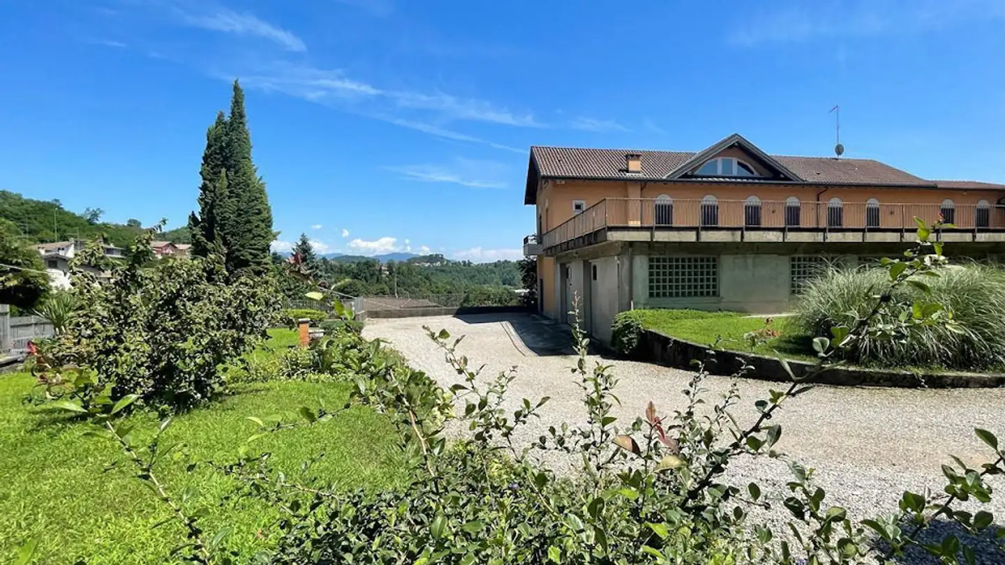 Casa bifamiliare in vendita - 6855 Stabio - Foto 2