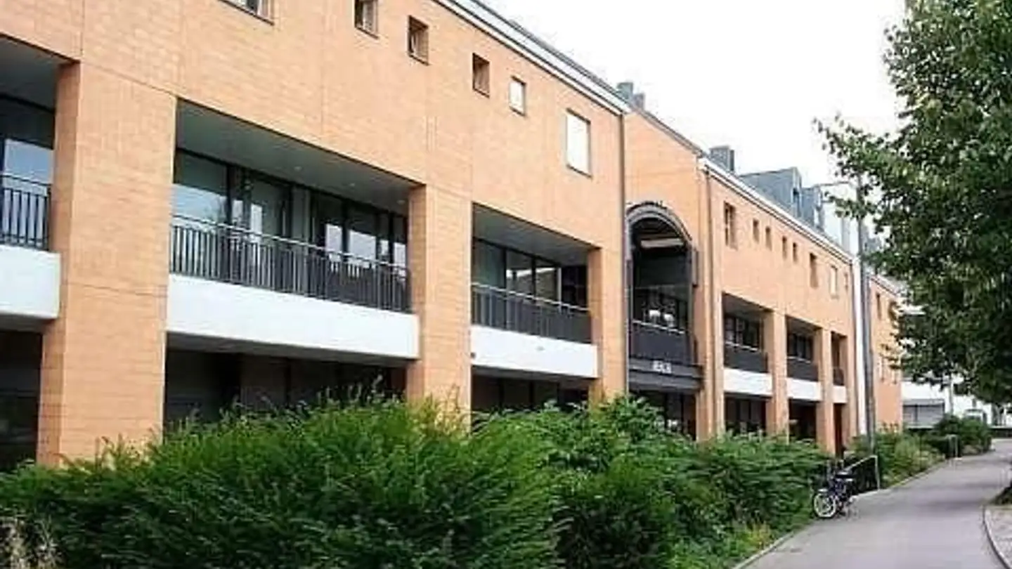 Parcheggio sotterraneo in affitto - Goethestrasse, 8712 Stäfa