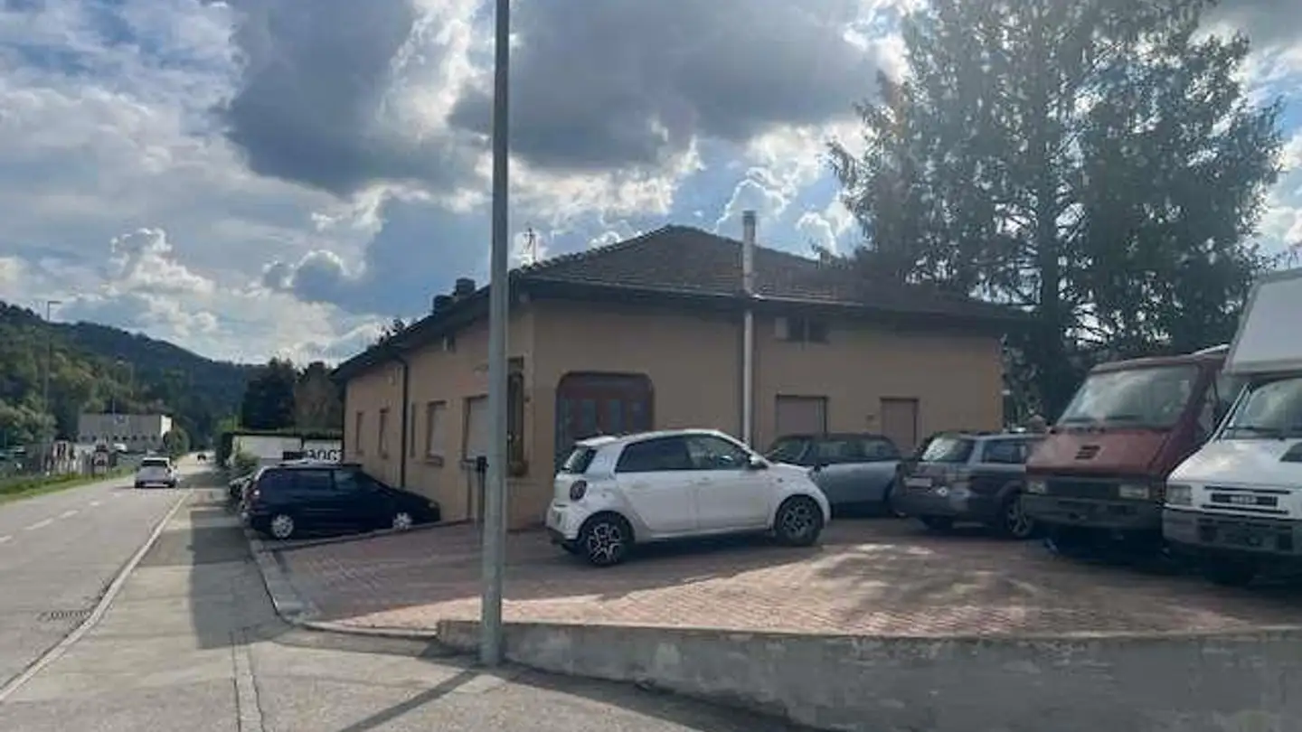 Commercial for sale - 6883 Novazzano