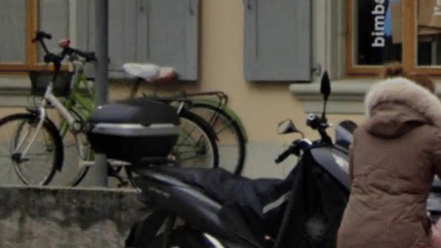 Place de parking extérieure à louer - Rue Des Moulins 25, 1800 Vevey