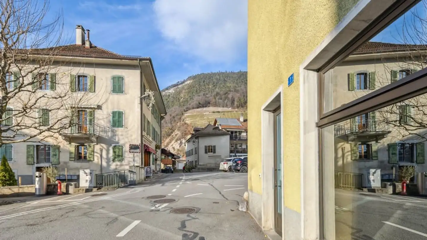 Residential building for sale - 1867 Ollon VD