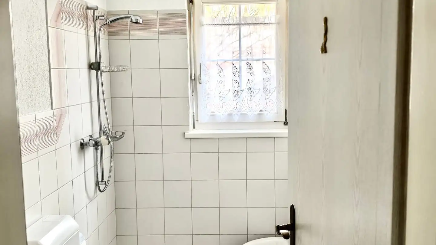 Zimmer mieten - Seuzachstrasse 8, 8413 Neftenbach - Foto 4