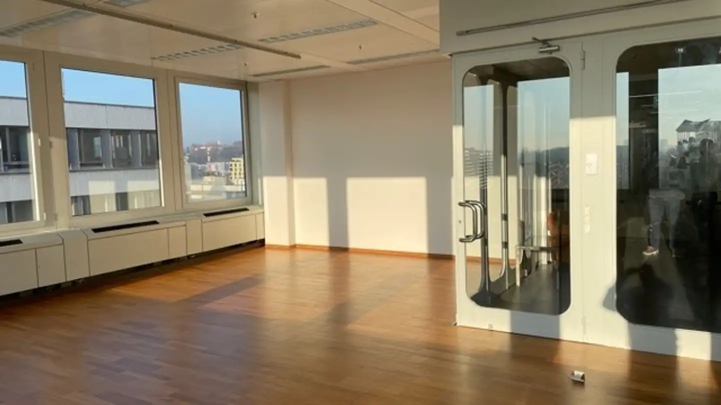 Bureau à louer - Thurgauerstrasse 117, 8152 Glattpark (Opfikon)