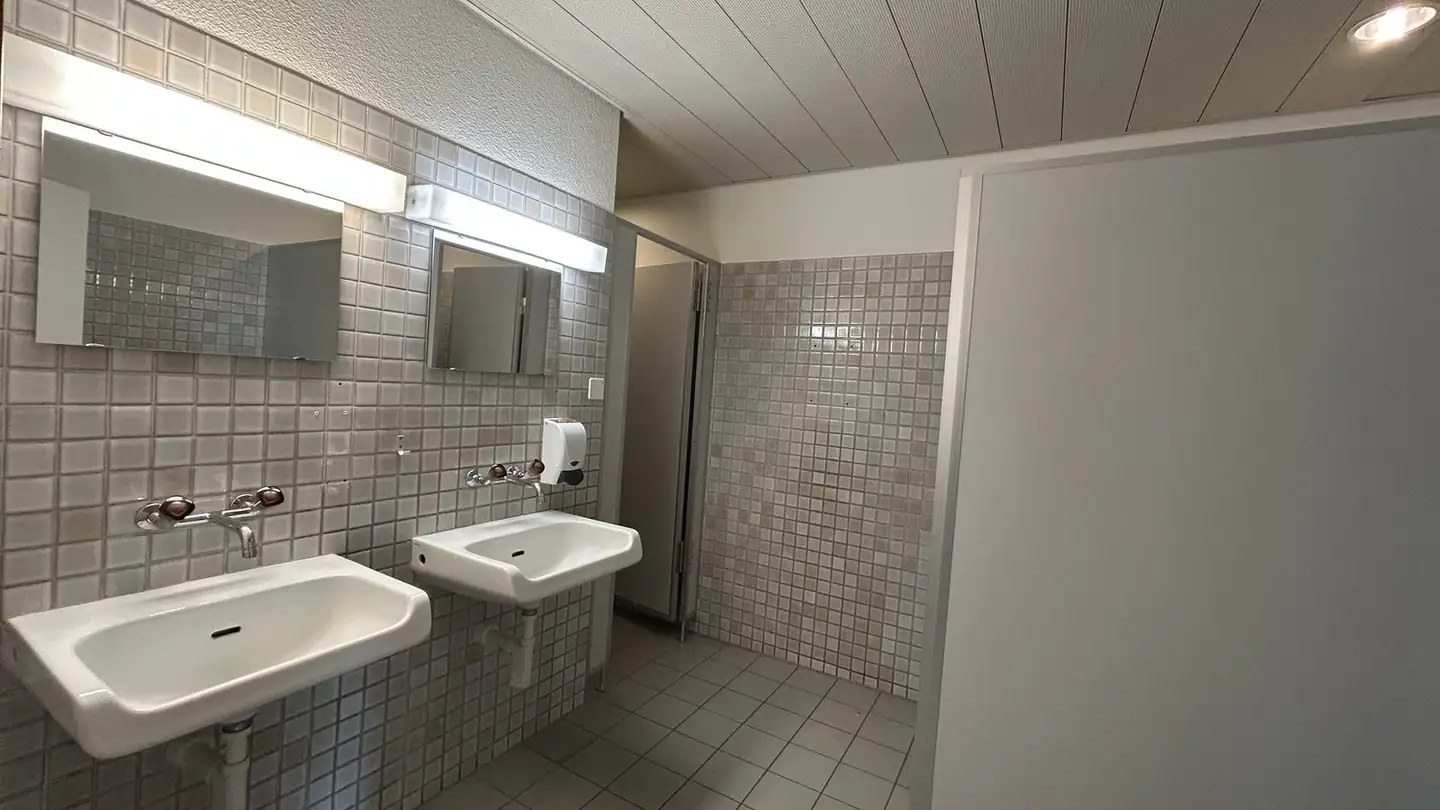 Spazio ufficio in affitto - Ferrachstrasse 10, 8630 Rüti ZH - Foto 3