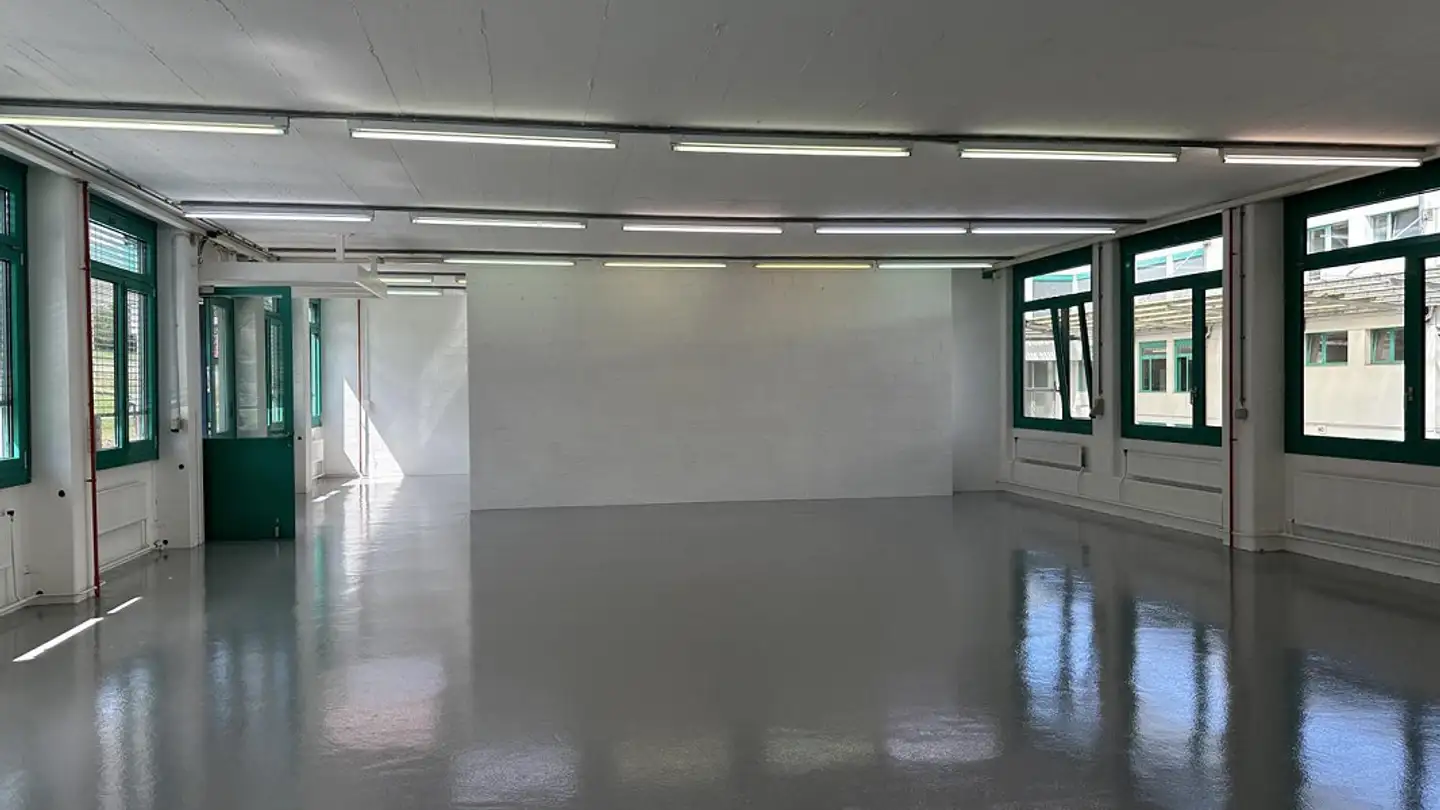 Commercial à louer - Lohwisstrasse 32a, 8123 Ebmatingen - Photo 4