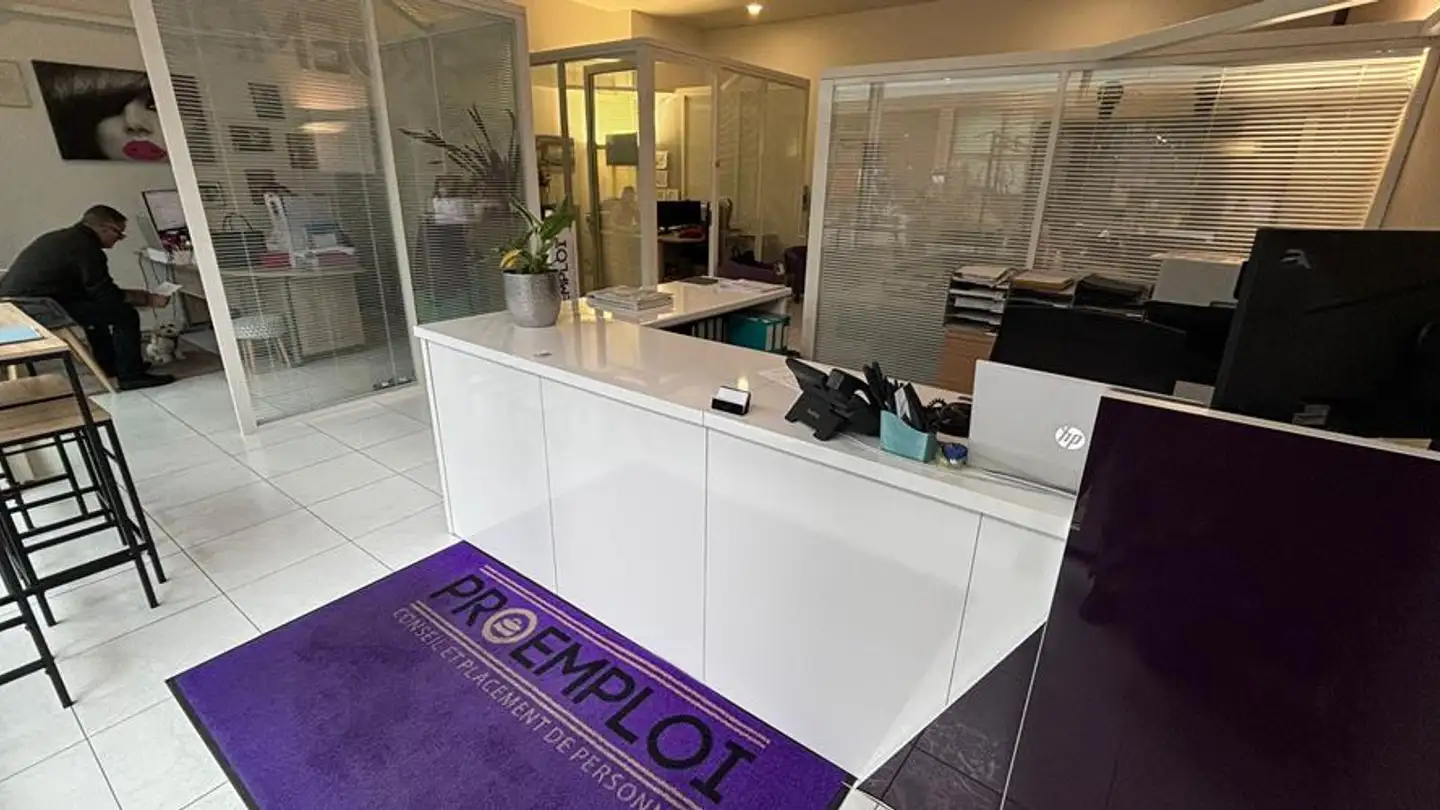 Shop for rent - Chemin Du Pré-Fleuri 5, 1228 Plan-les-Ouates