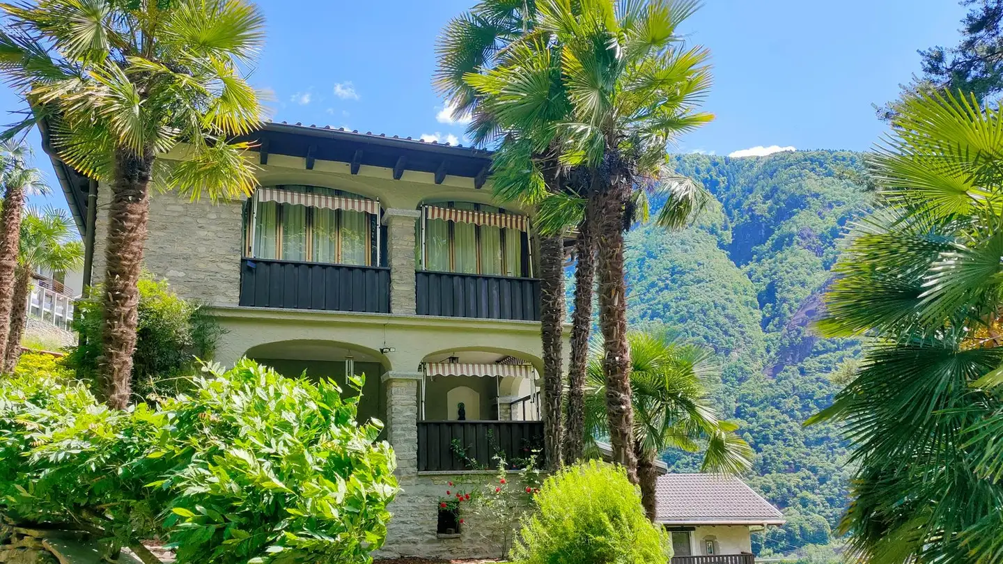 Single house for sale - In Campasc 14, 6535 Roveredo GR