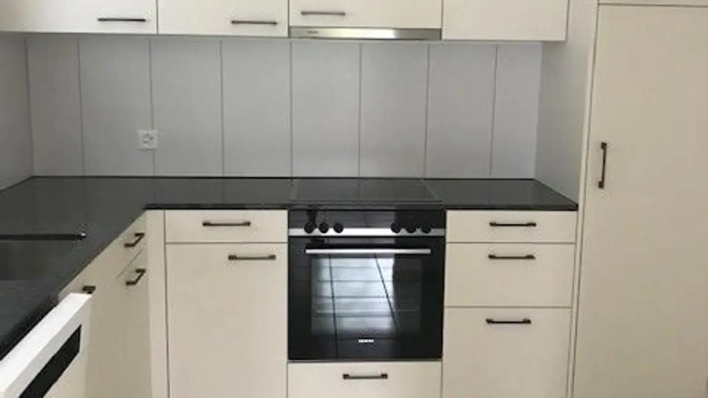 Apartment for rent - Bahnhofstrasse 70, 5322 Koblenz - Photo 2