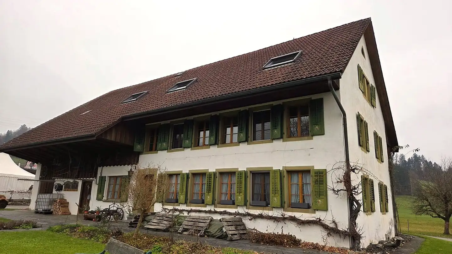 Dachgeschosswohnung mieten - Brühlstrasse 3, 5727 Oberkulm