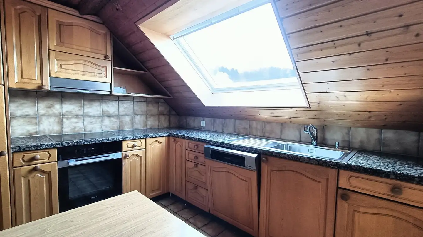 Dachgeschosswohnung mieten - Brühlstrasse 3, 5727 Oberkulm - Foto 4