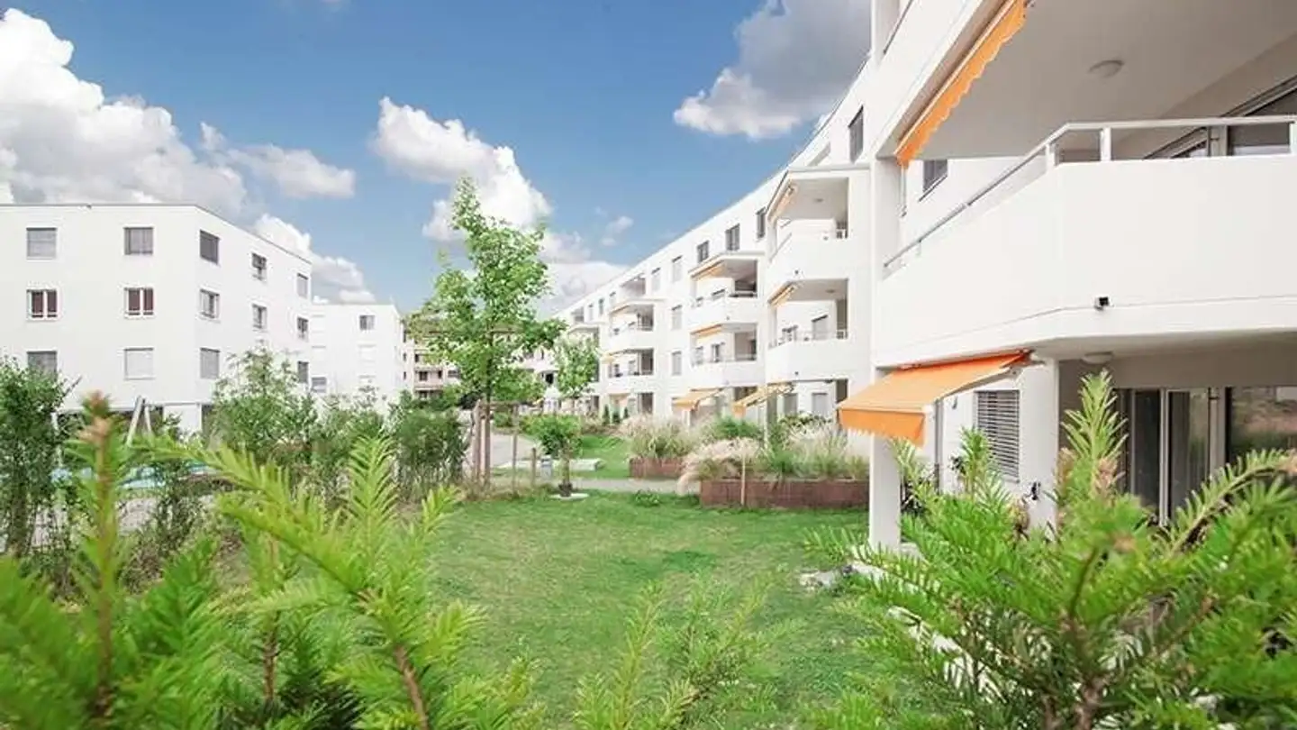 Place de parking extérieure à louer - Zürcherstrasse 74, 5432 Neuenhof