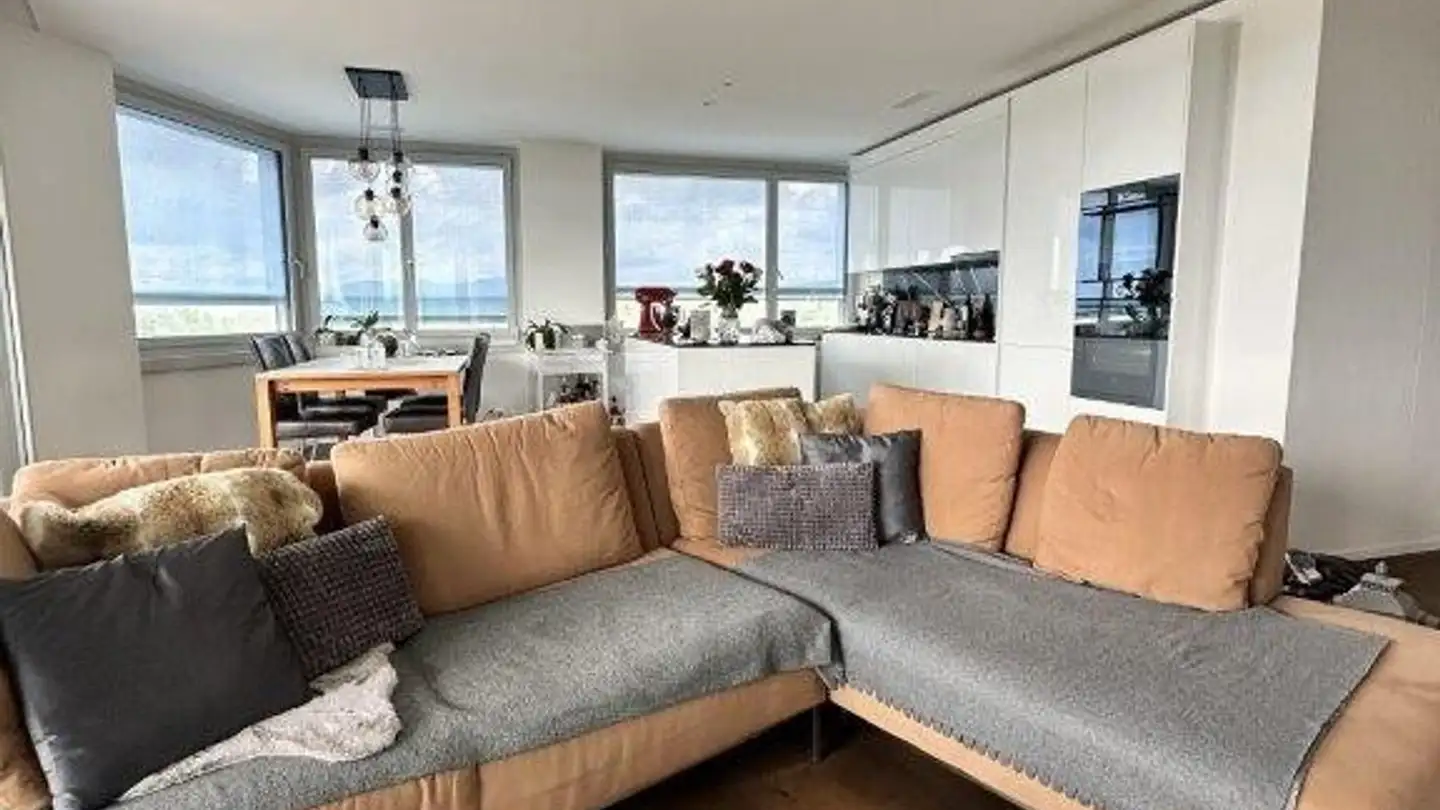 Appartement à louer - Piazza Santeramo 1, 8180 Bülach