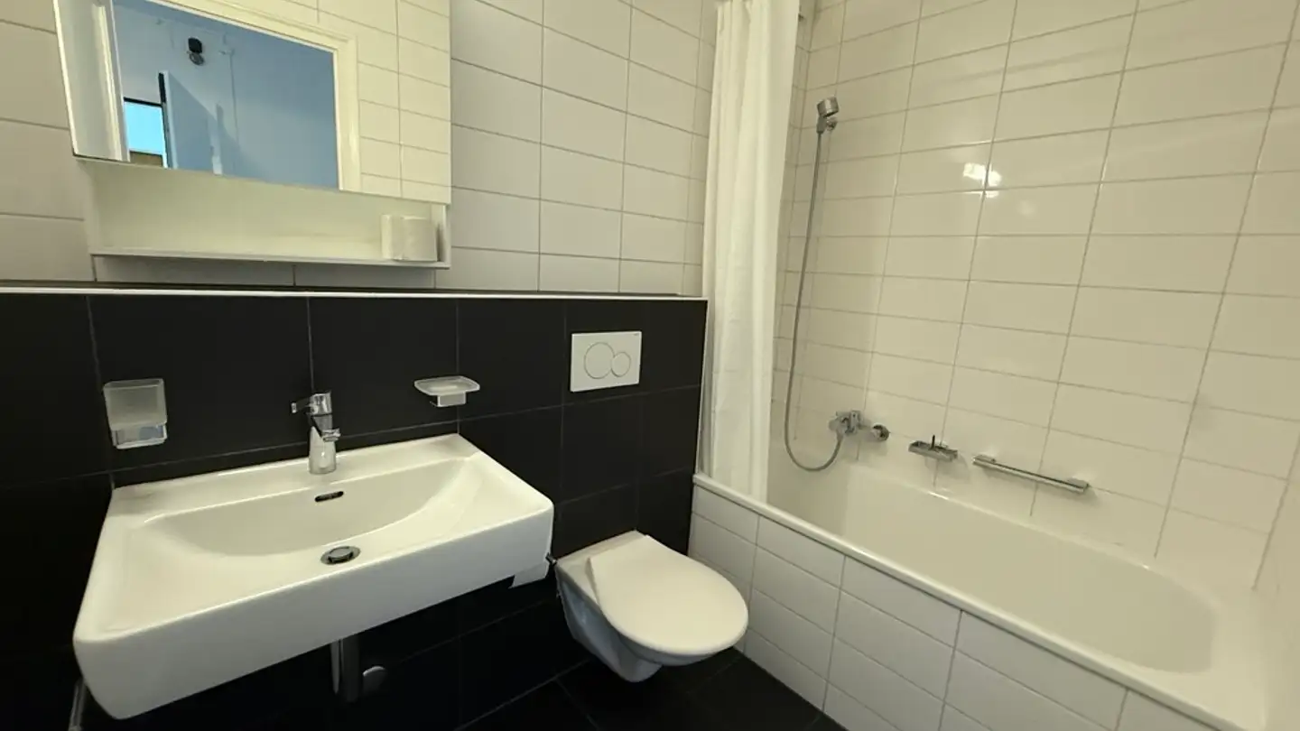 Apartment for rent - Chemin Antoine-De-Chandieu 24, 1006 Lausanne - Photo 2