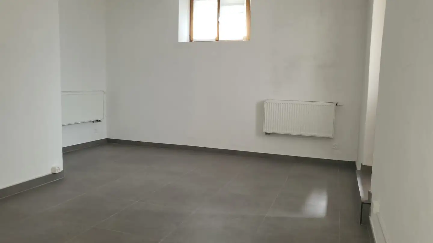 Office space for rent - Avenue De La Gare 48, 1880 Bex - Photo 2