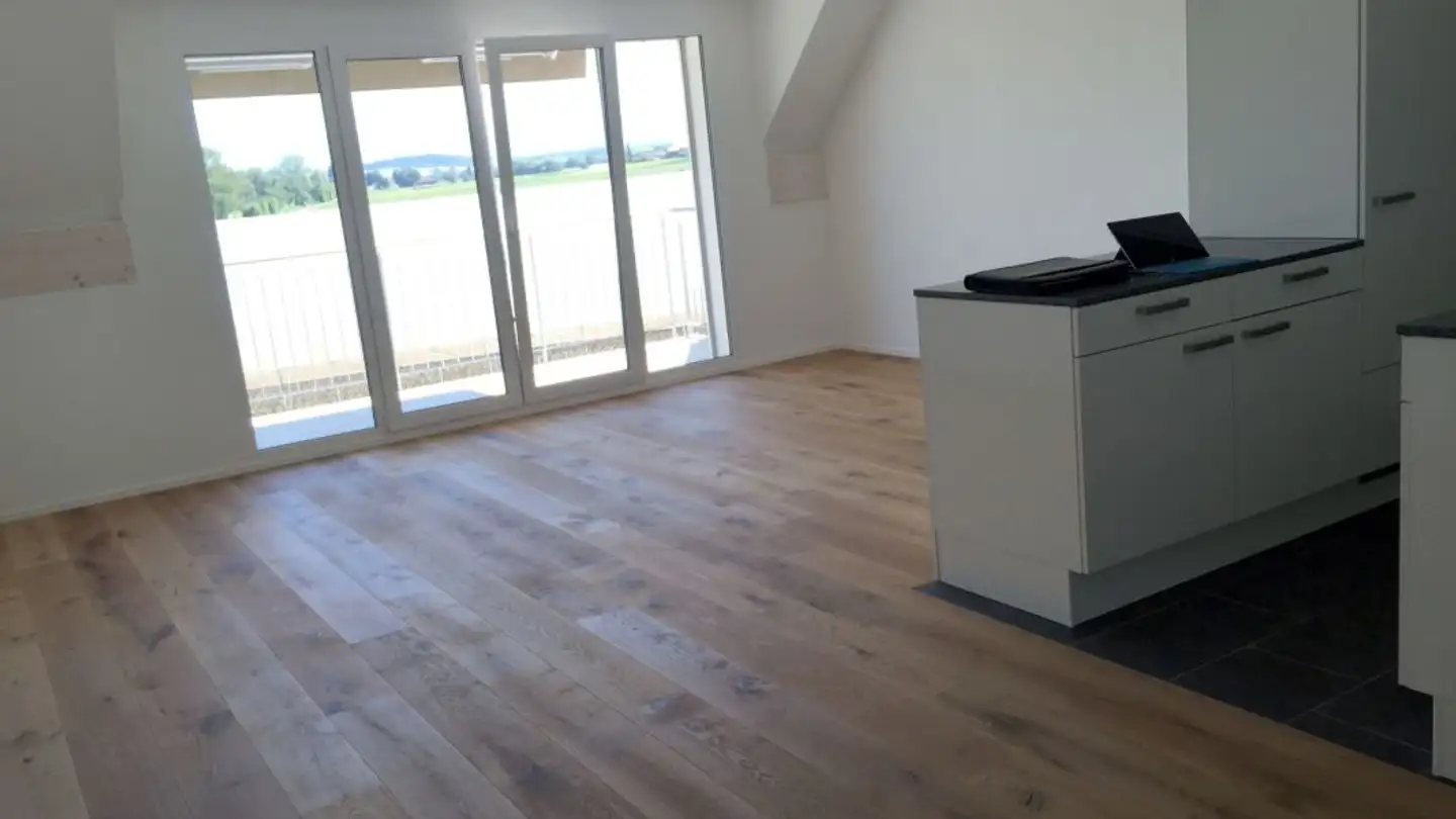 Apartment for rent - Hauptstrasse 40, 2577 Finsterhennen - Photo 3