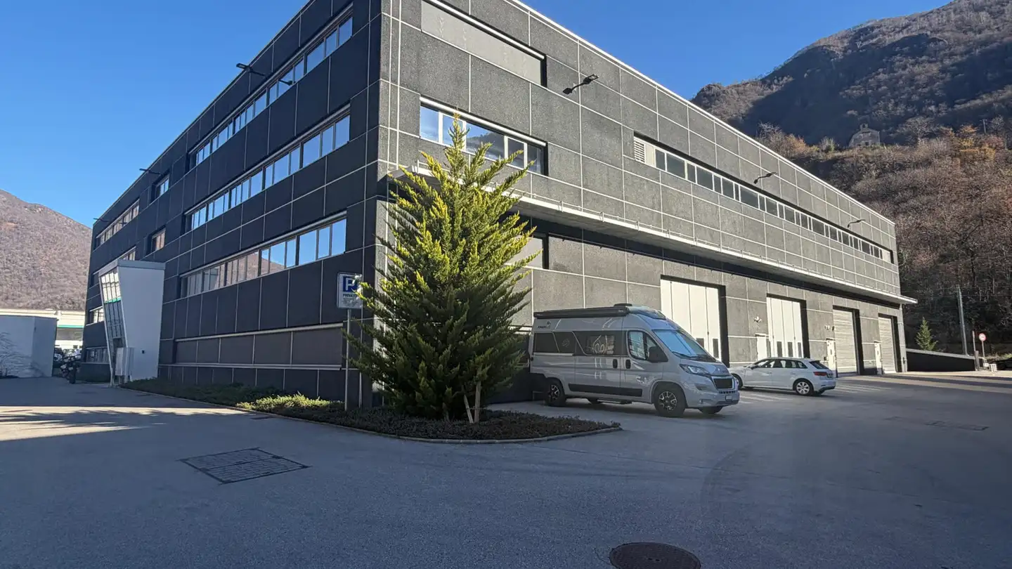 Industrial property for sale - 6805 Mezzovico