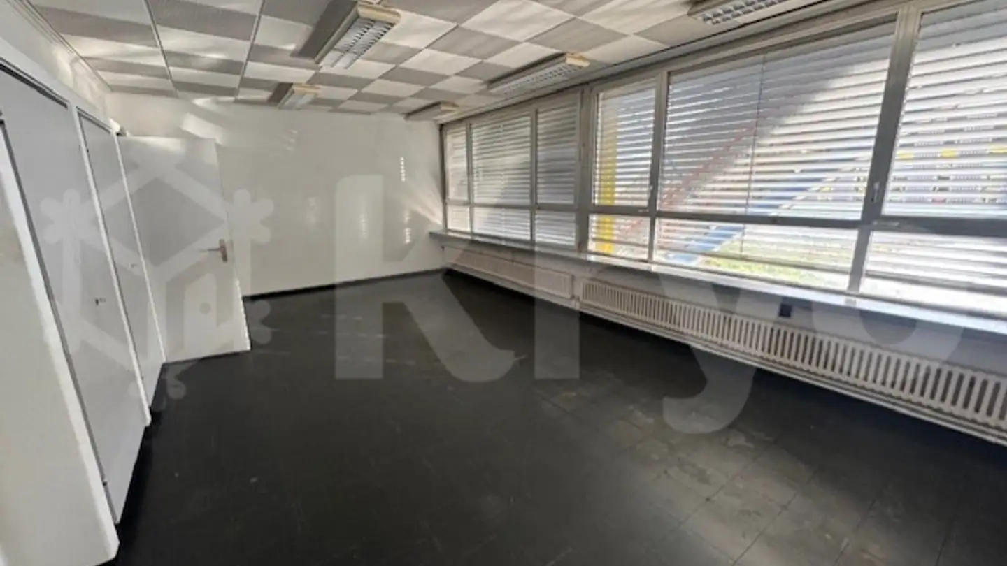 Storage space for rent - Chemin Des Grandes-Vies 19, 2900 Porrentruy
