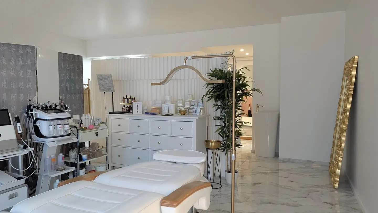 Commercial for rent - Signalstrasse 5, 8194 Hüntwangen - Photo 2