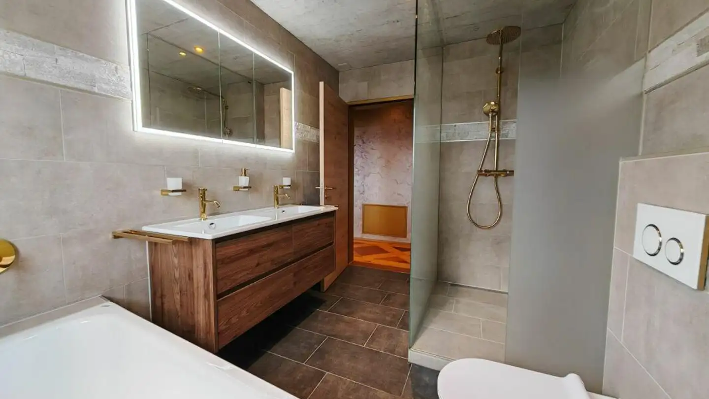 Apartment for rent - Tiergartenstrasse 12, 8852 Altendorf - Photo 2