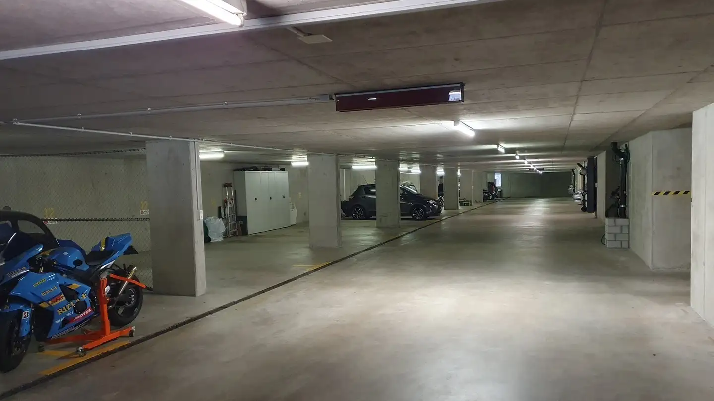 Garage singolo in affitto - Ritterhausstrasse 11, 8608 Bubikon