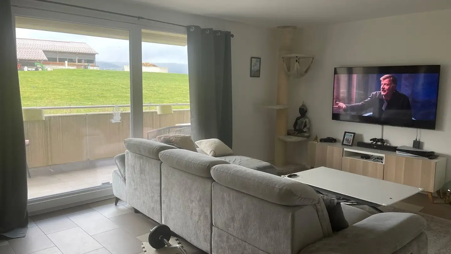 Apartment for rent - 1142 Pampigny