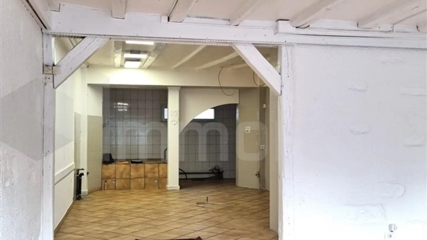 Café à louer - Rue Du Marais 16, 2400 Le Locle - Photo 2