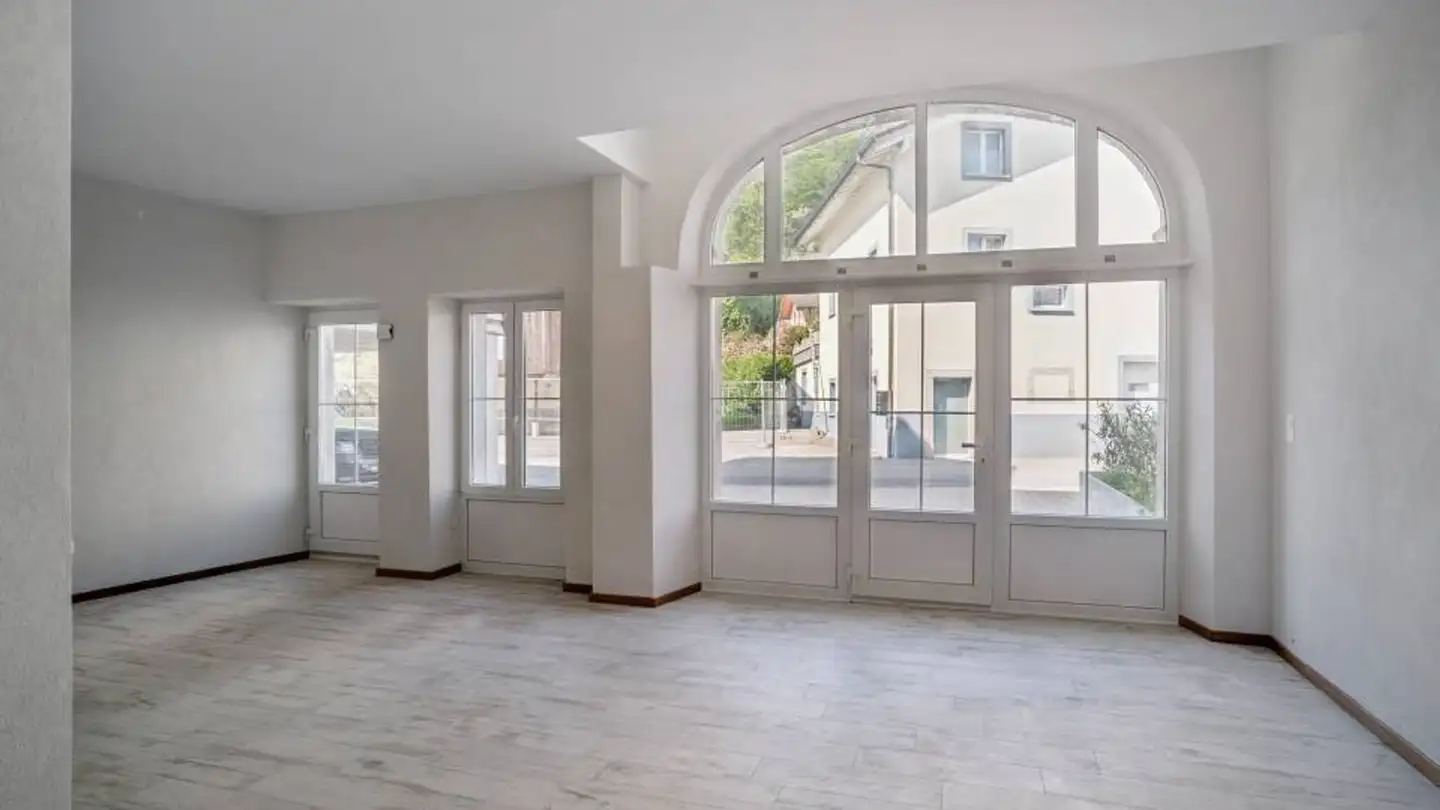 Mixed-use building for sale - 1868 Collombey - Photo 2