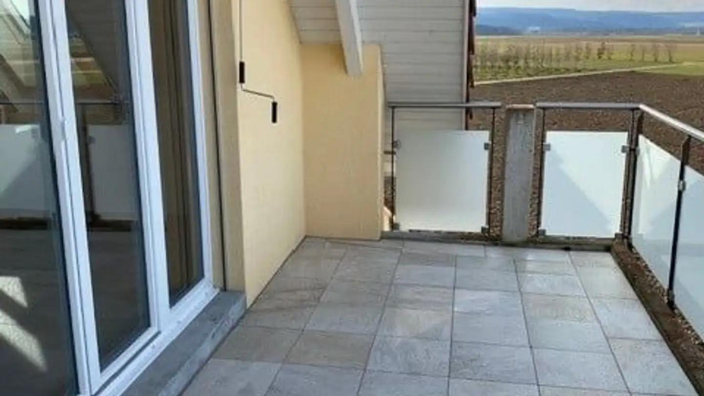 Penthouse mieten - Gärstejuchert 9, 8197 Rafz