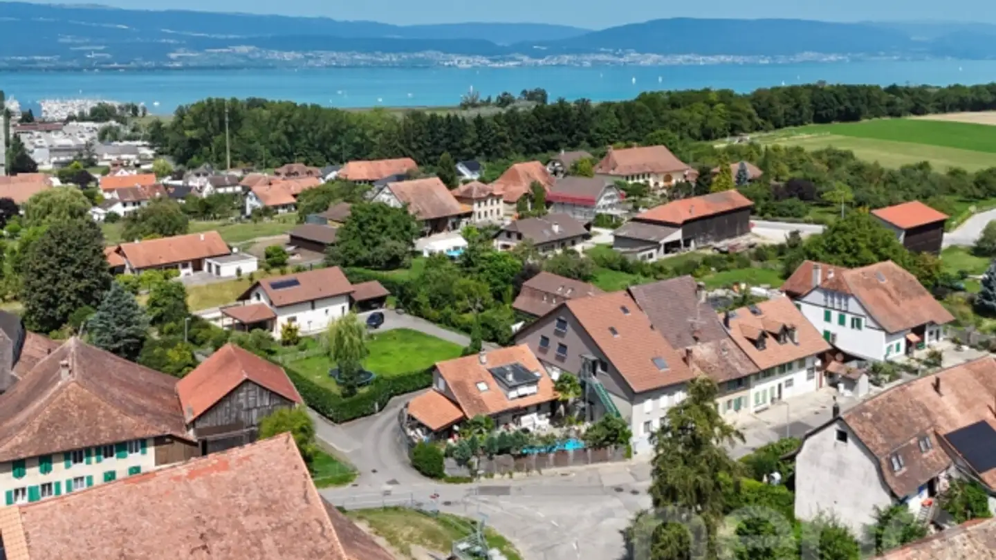 Immeuble résidentiel à vendre - 1545 Chevroux