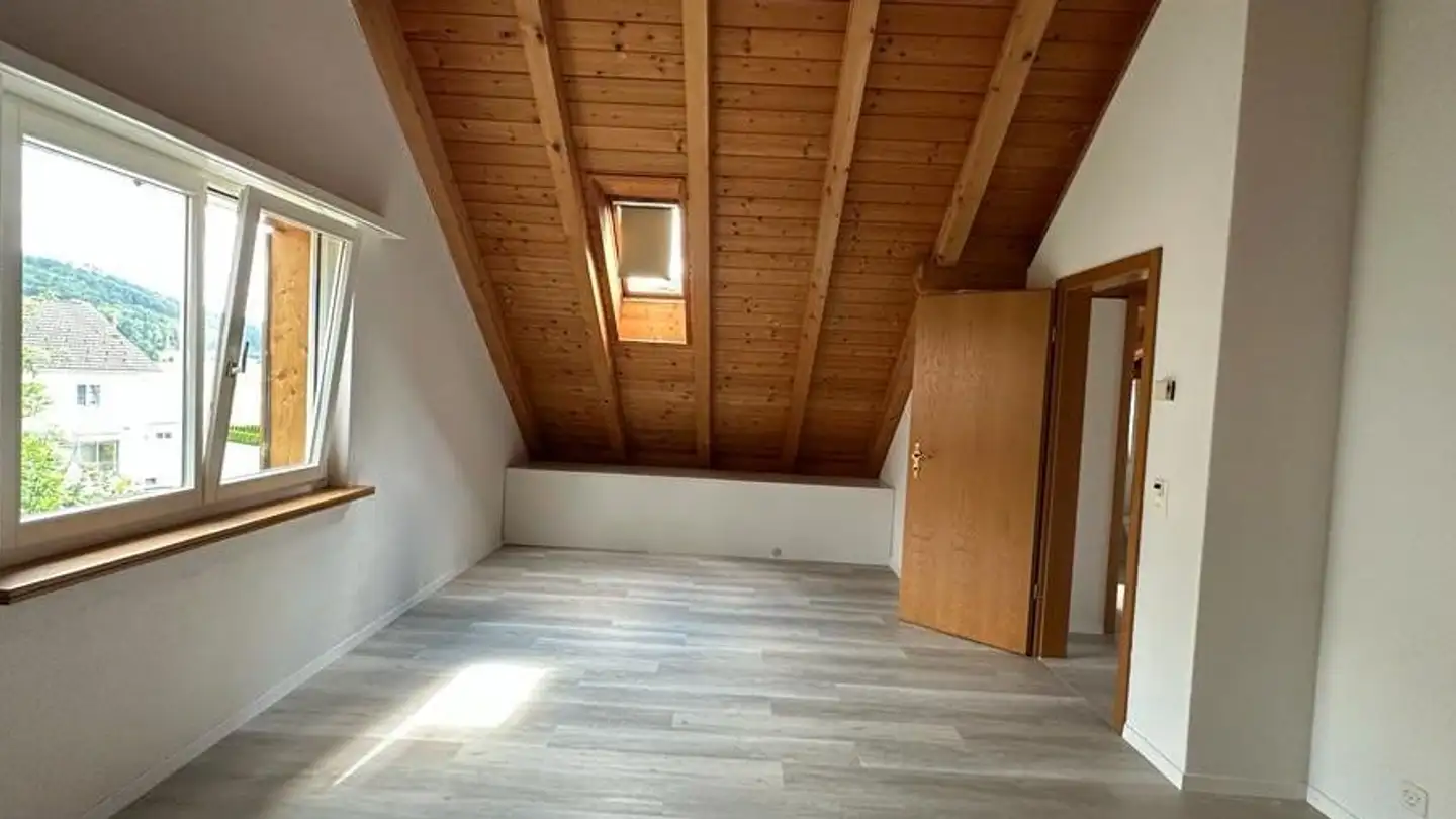 Attic flat for rent - Oberschneit 5, 8523 Hagenbuch ZH - Photo 3
