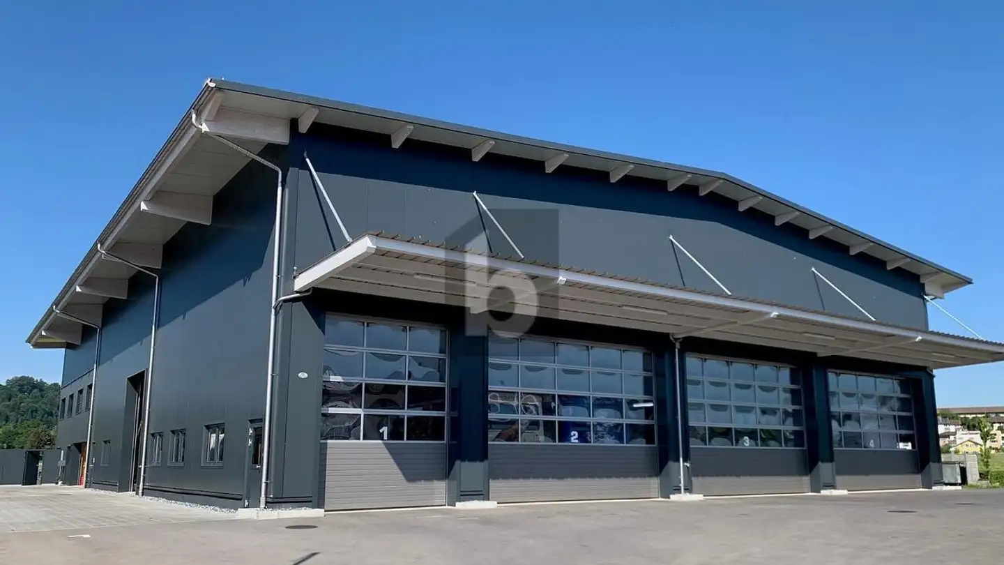 Shop for rent - 6022 Grosswangen