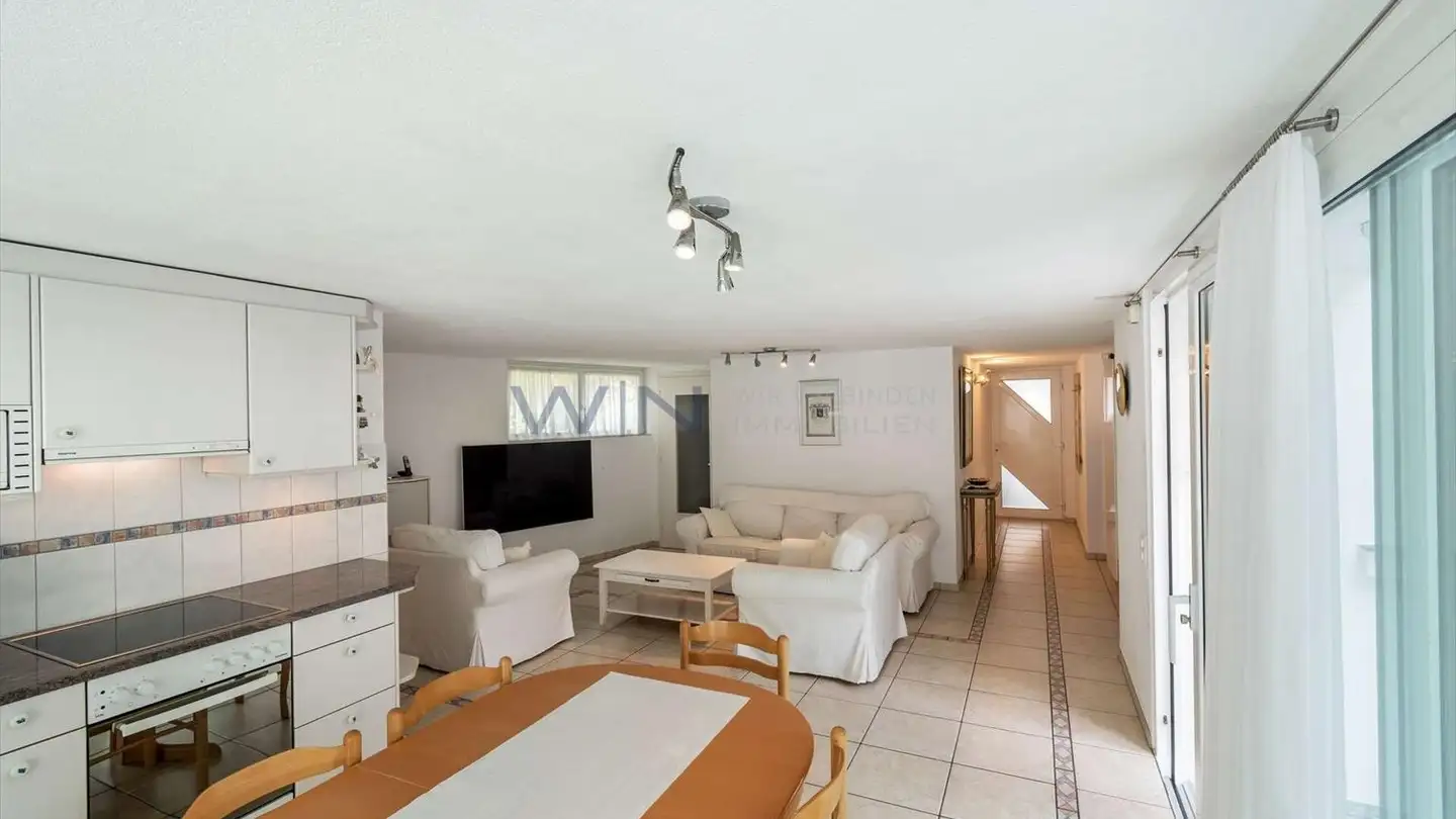 Single house for sale - 8754 Netstal