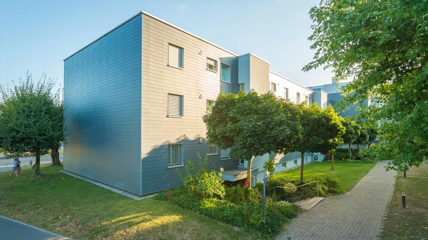 Tiefgaragenstellplatz mieten - Chlirietstrasse 12, 8154 Oberglatt ZH