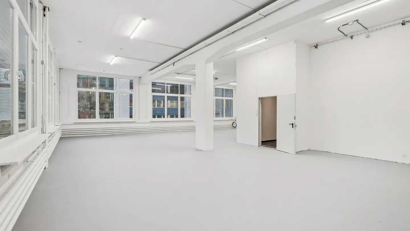 Industrieimmobilie mieten - Europa-Strasse 11, 8152 Glattbrugg
